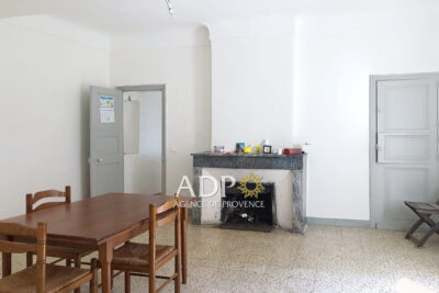 vente maison 8 Pièce(s) – 8 pièces – 5 chambres – 186.00 m²