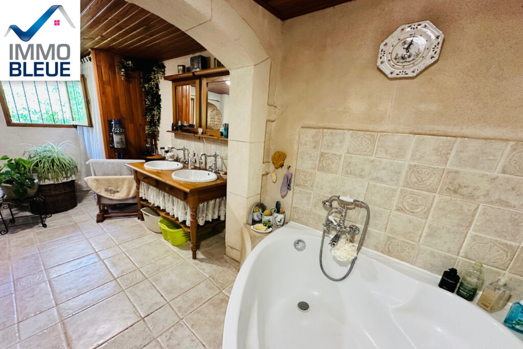 vente maison 4 Pièce(s) – 4 pièces – 3 chambres – 150.00 m²