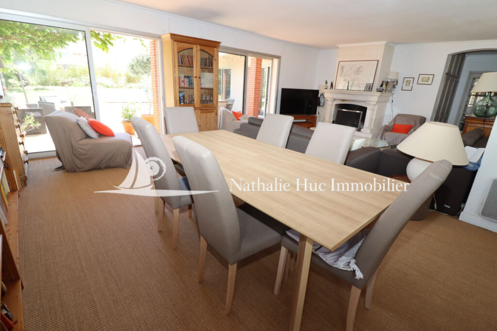 vente villa 7 Pièce(s) – 7 pièces – 5 chambres – 165.00 m²