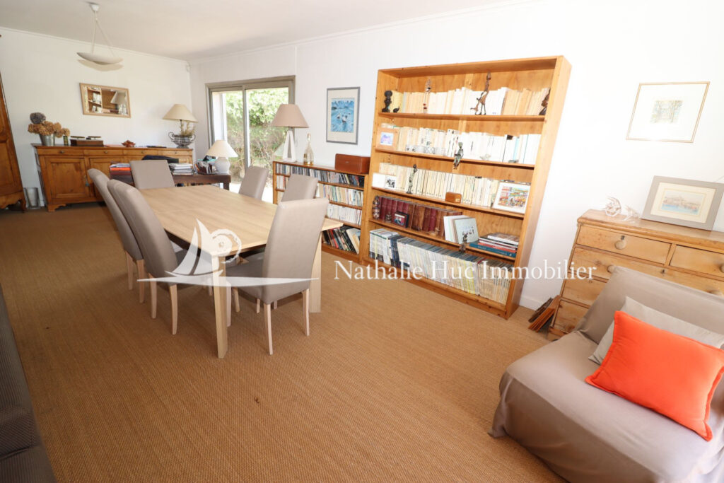 vente villa 7 Pièce(s) – 7 pièces – 5 chambres – 165.00 m²