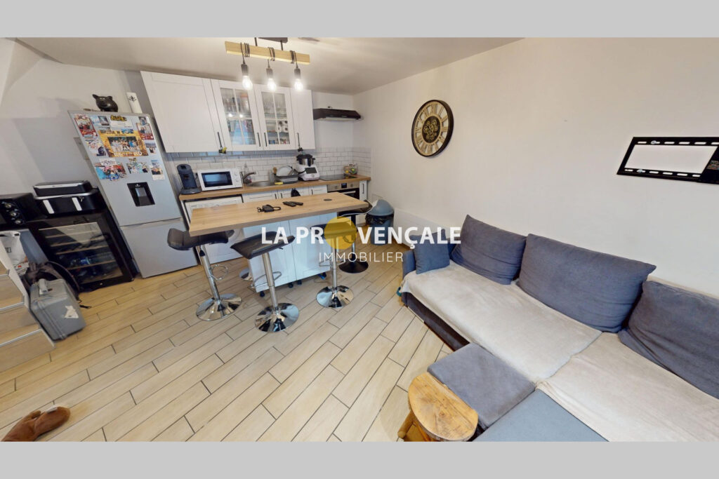 vente maison de village 3 Pièce(s) – 3 pièces – 2 chambres – 51.33 m²