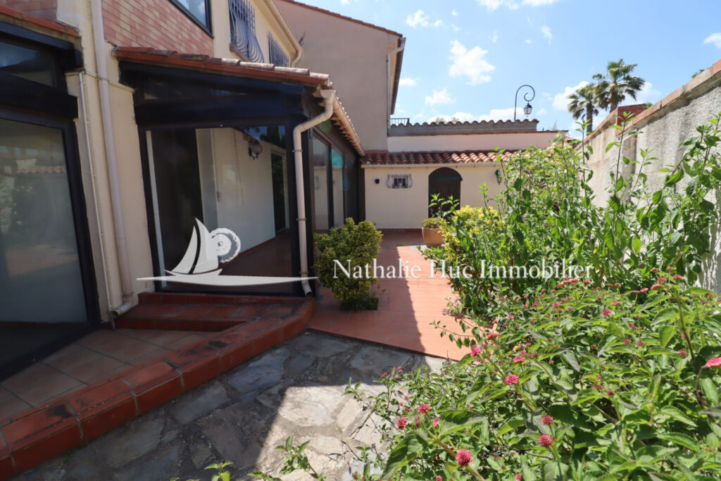 vente villa 5 Pièce(s) – 5 pièces – 3 chambres – 115.00 m²