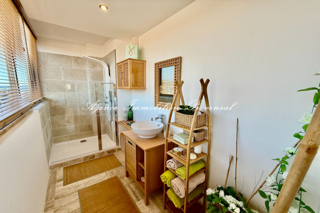 vente appartement 4 Pièce(s) – 4 pièces – 3 chambres – 165.00 m²