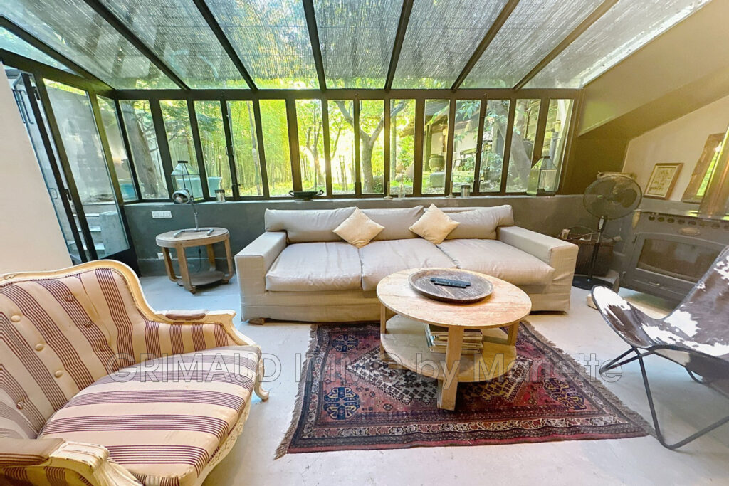 vente maison de village 9 Pièce(s) – 9 pièces – 7 chambres – 4  – 300.00 m²