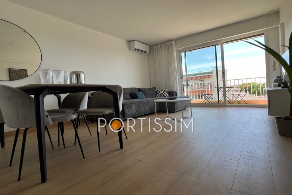Cagnes-Sur-Mer : Appartement 3 Pièces en dernier étage à vendr – 3 pièces – 2 chambres – 56.00 m²
