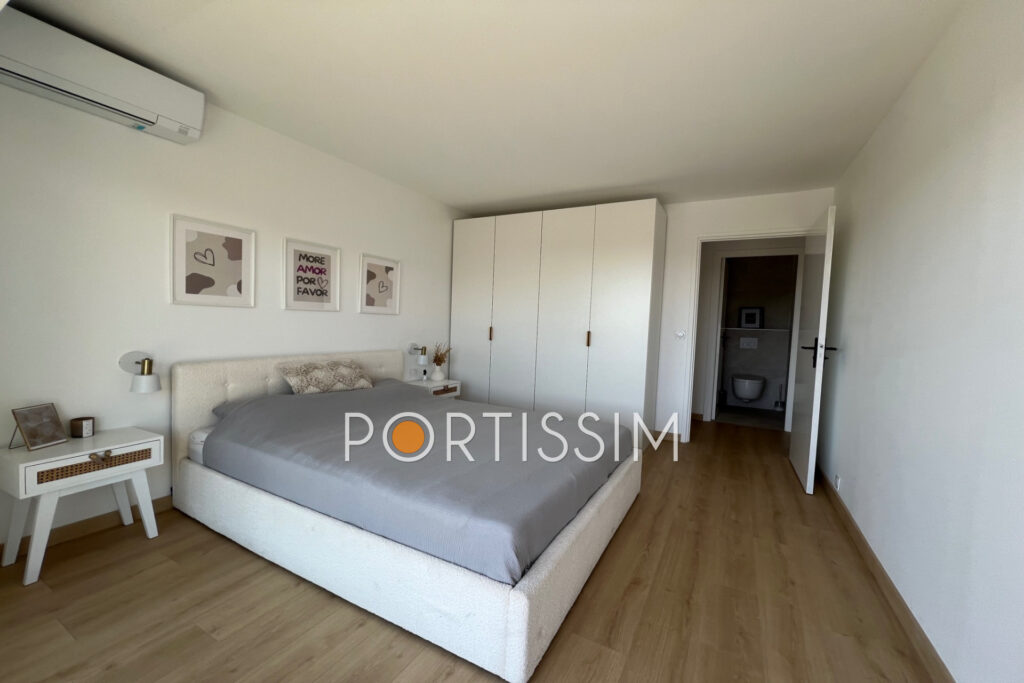 Cagnes-Sur-Mer : Appartement 3 Pièces en dernier étage à vendr – 3 pièces – 2 chambres – 56.00 m²