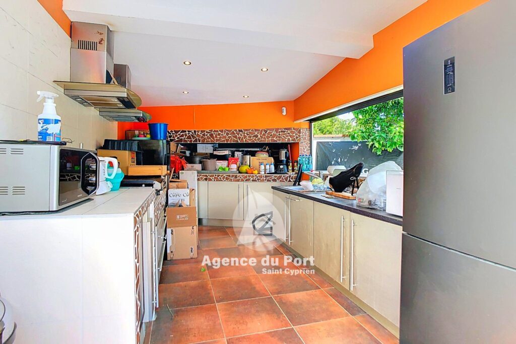 vente villa 6 Pièce(s) – 6 pièces – 5 chambres – 200.00 m²