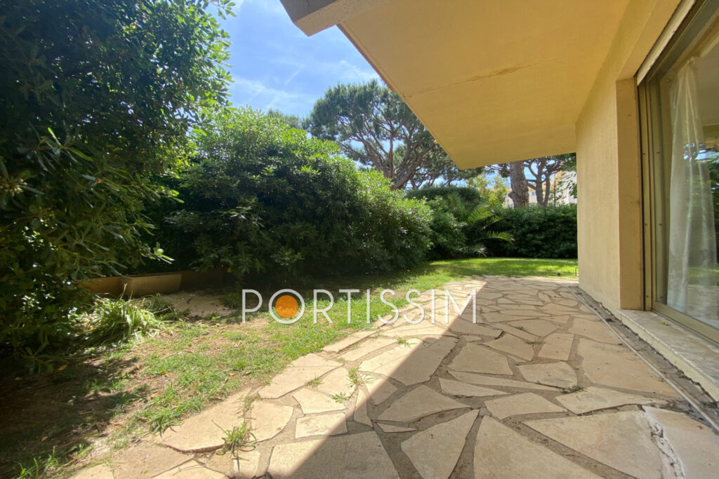 Saint-Laurent-du-Var : VESPINS / REZ-DE-JARDIN – 2 pièces – 1 chambre – 48.73 m²