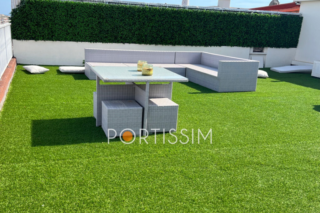 Cagnes-Sur-Mer : Appartement 3 Pièces en dernier étage à vendr – 3 pièces – 2 chambres – 56.00 m²