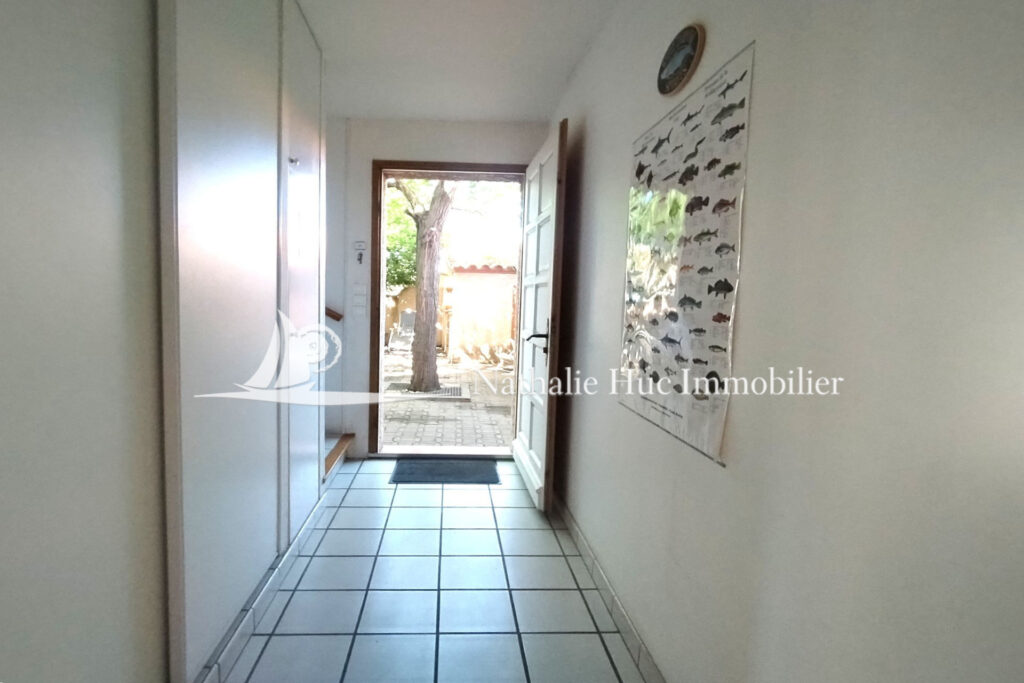 vente maison de village 7 Pièce(s) – 7 pièces – 6 chambres – 138.21 m²