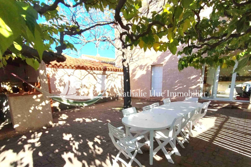 vente maison de village 7 Pièce(s) – 7 pièces – 6 chambres – 138.21 m²