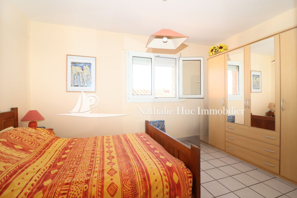 vente maison de village 7 Pièce(s) – 7 pièces – 6 chambres – 138.21 m²