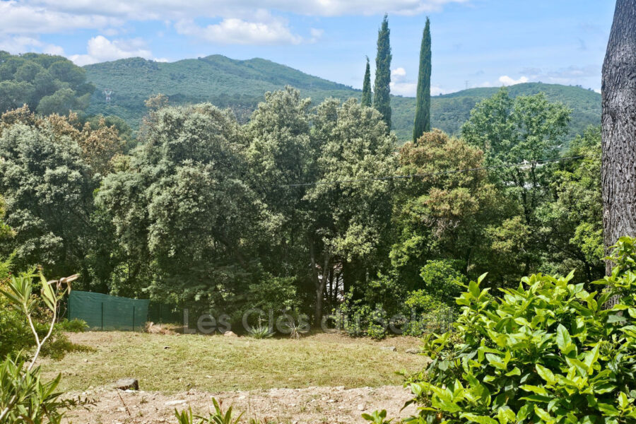 Terrain à vendre à Flassans-sur-issole