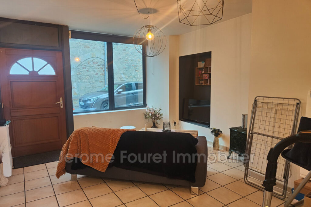 vente idéal investisseur – NR pièces – NR chambres – 151.00 m²