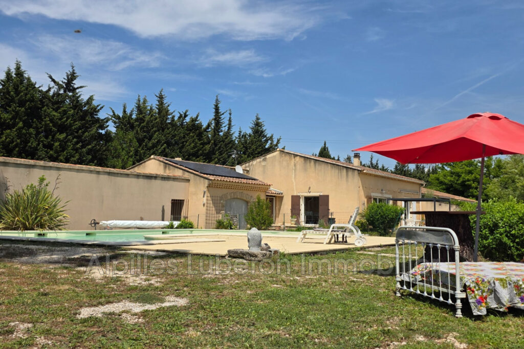 vente maison de campagne 5 Pièce(s) – 5 pièces – 4 chambres – 250.00 m²