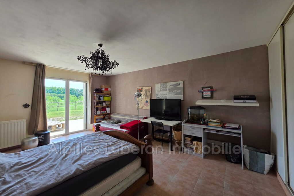 vente maison de campagne 5 Pièce(s) – 5 pièces – 4 chambres – 250.00 m²
