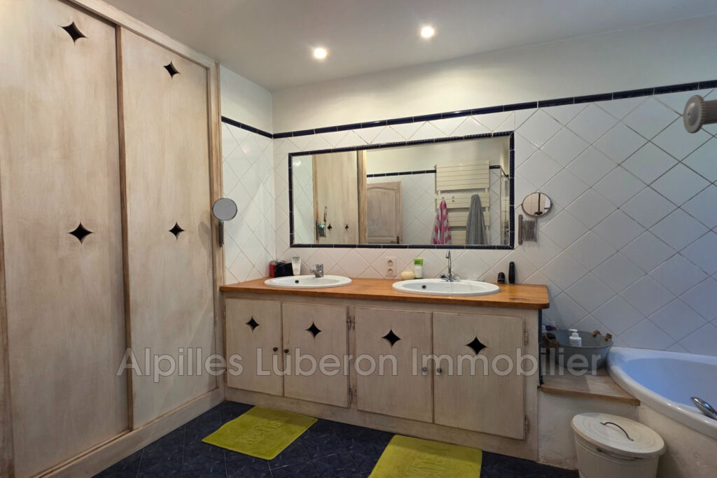 vente maison de campagne 5 Pièce(s) – 5 pièces – 4 chambres – 250.00 m²