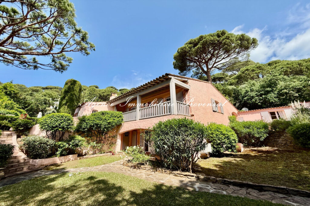 vente villa provençale 7 Pièce(s) – 7 pièces – 5 chambres – 200.00 m²