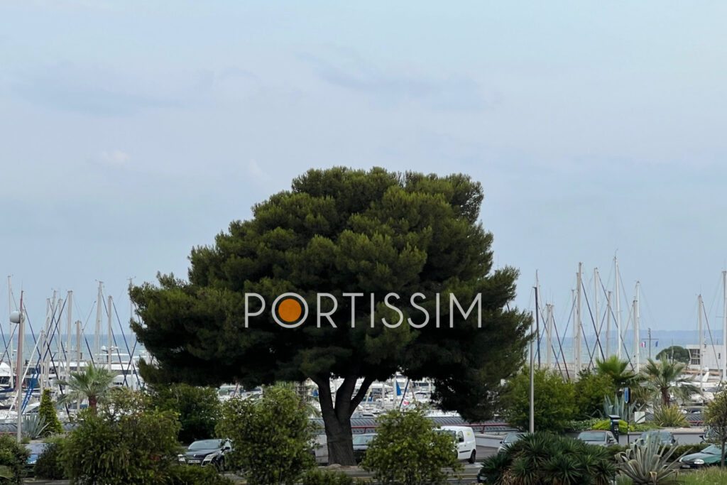 Saint-Laurent-du-Var / Les VESPINS quartier résidentiel et pro – 3 pièces – 2 chambres – 76.00 m²