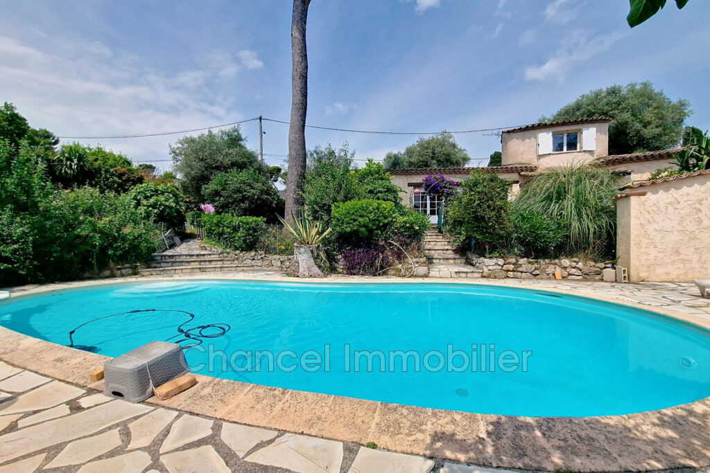 vente  – NR pièces – 3 chambres – 125.00 m²