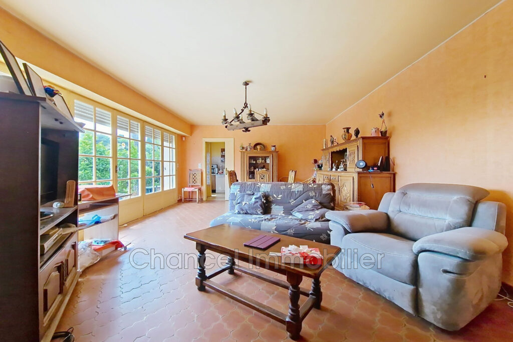 vente  – NR pièces – 3 chambres – 125.00 m²