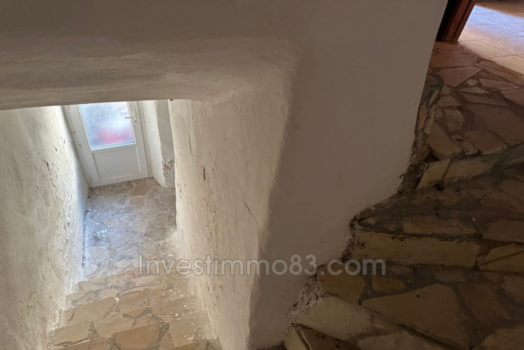 vente maison de village – NR pièces – 2 chambres – 88.00 m²