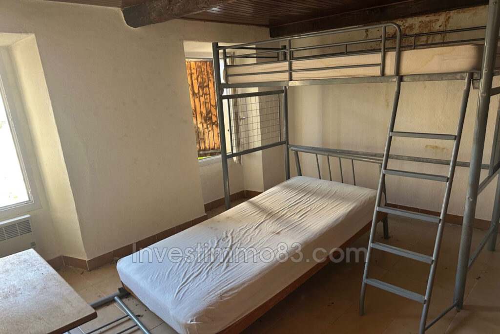 vente maison de village – NR pièces – 2 chambres – 88.00 m²