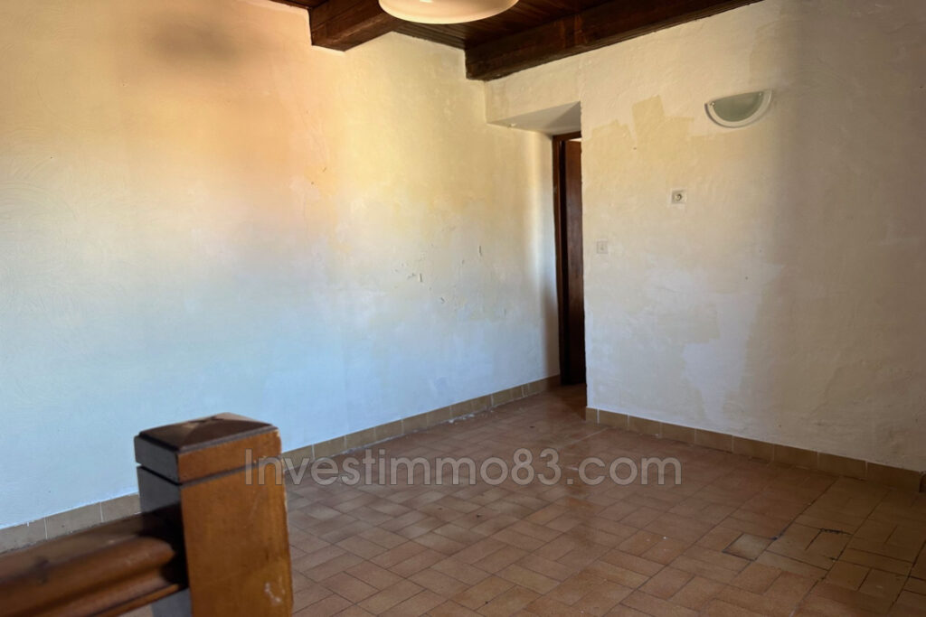 vente maison de village – NR pièces – 2 chambres – 88.00 m²