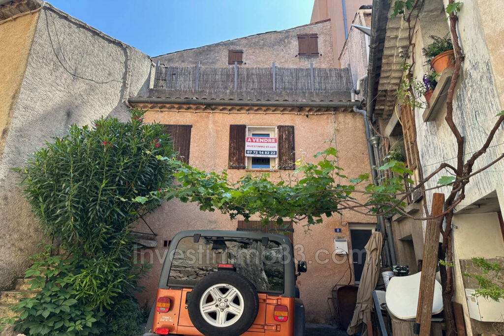 vente maison de village – NR pièces – 2 chambres – 88.00 m²