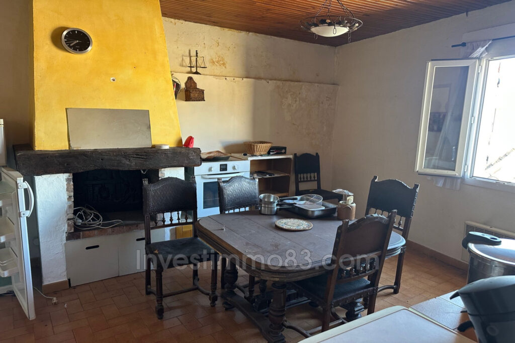 vente maison de village – NR pièces – 2 chambres – 88.00 m²