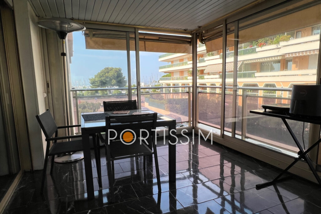 Saint-Laurent-du-Var / Les VESPINS quartier résidentiel et pro – 3 pièces – 2 chambres – 76.00 m²