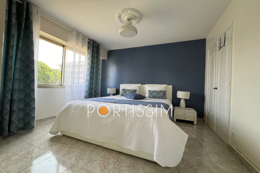 Saint-Laurent-du-Var / Les VESPINS quartier résidentiel et pro – 3 pièces – 2 chambres – 76.00 m²