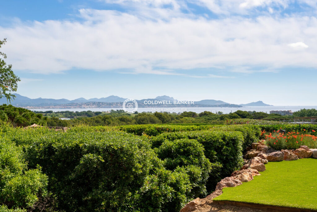 vente maison de caractère 8 Pièce(s) – 8 pièces – 6 chambres – 450.00 m²