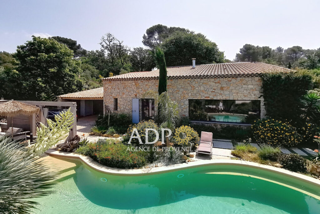 vente maison contemporaine 7 Pièce(s) – 7 pièces – 6 chambres – 170.00 m²