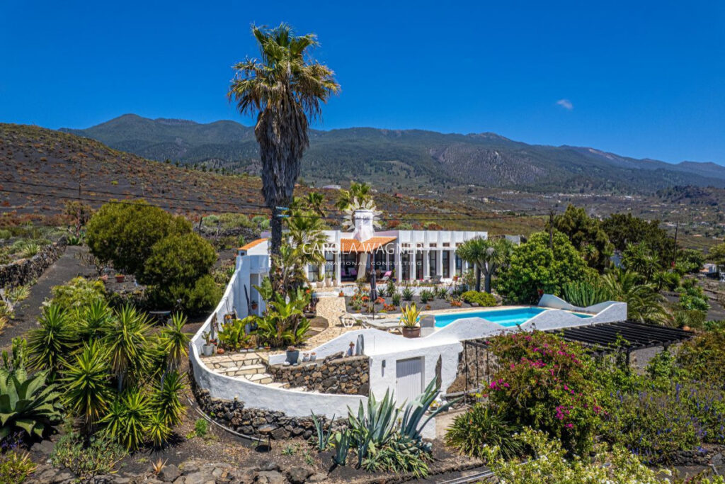 vente villa 4 Pièce(s) – 4 pièces – 2 chambres – 132.00 m²