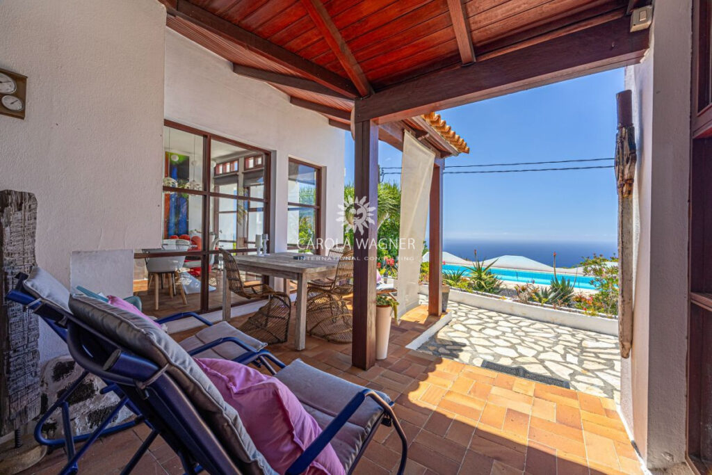 vente villa 4 Pièce(s) – 4 pièces – 2 chambres – 132.00 m²