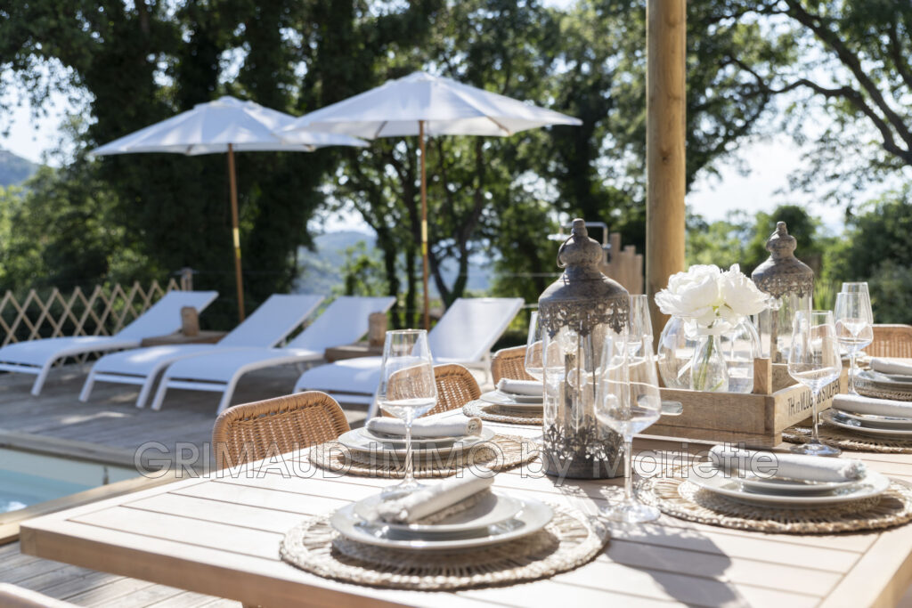 Vue panoramique et calme  Villa 4 Chambres avec studio et pis – 6 pièces – 4 chambres – 120.00 m²