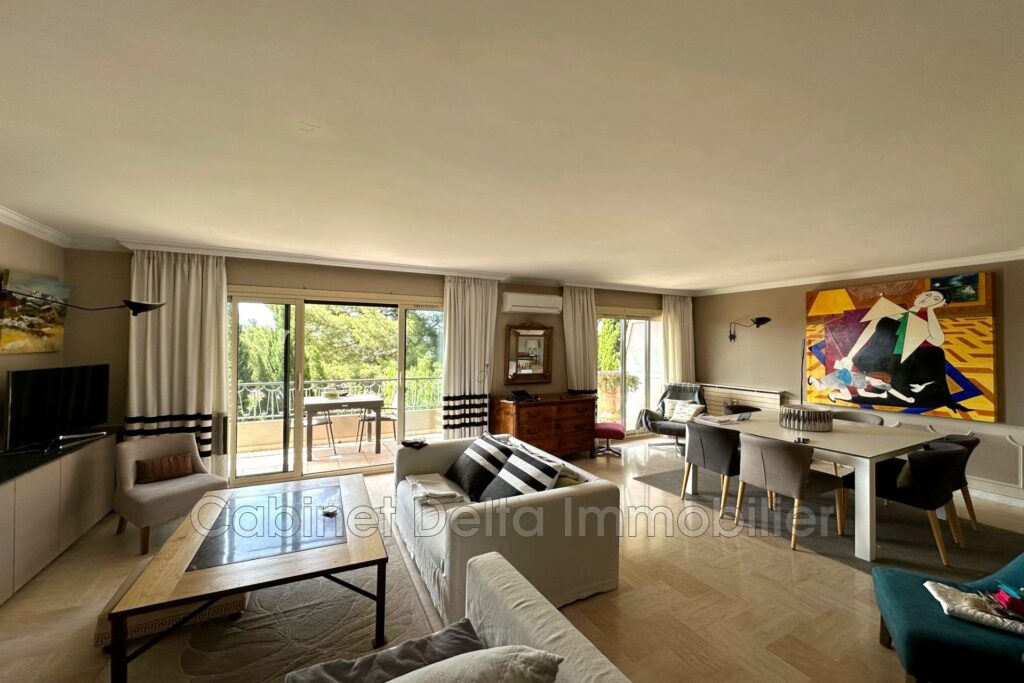 SANARY (ref 610) – T3 Portissol 4 couchages  – 3 pièces – 2 chambres – 82.00 m²