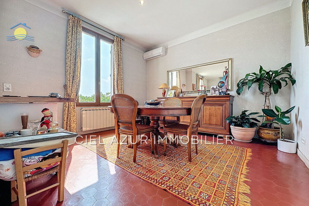 vente maison 6 Pièce(s) – 6 pièces – 3 chambres – 132.79 m²