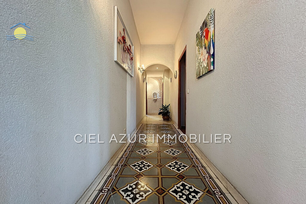 vente maison 6 Pièce(s) – 6 pièces – 3 chambres – 132.79 m²