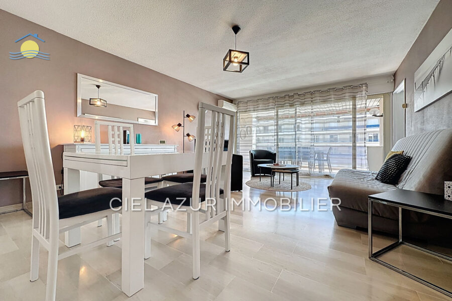 Appartement à louer à Juan-les-Pins