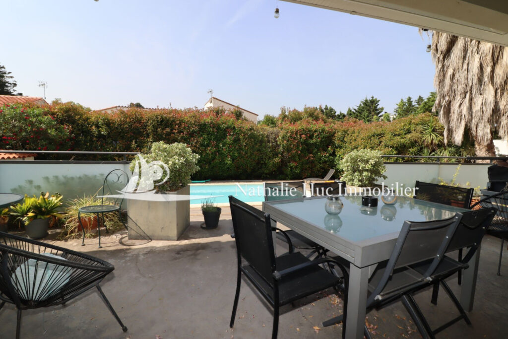 vente maison 6 Pièce(s) – 6 pièces – 5 chambres – 198.00 m²