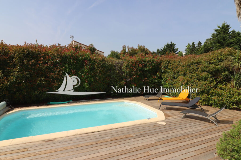 vente maison 6 Pièce(s) – 6 pièces – 5 chambres – 198.00 m²