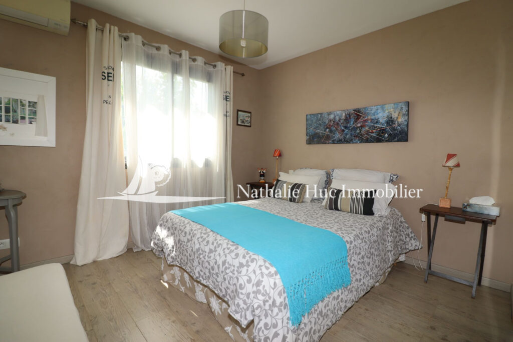 vente maison 6 Pièce(s) – 6 pièces – 5 chambres – 198.00 m²