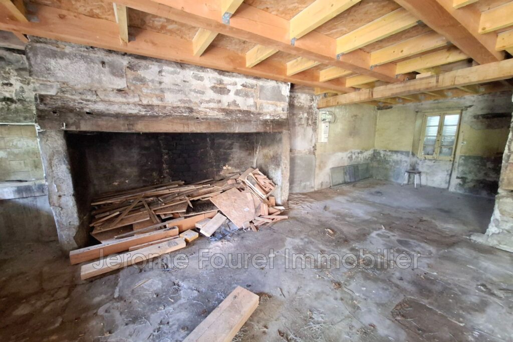 Maison en pierre – NR pièces – NR chambres – 140.00 m²