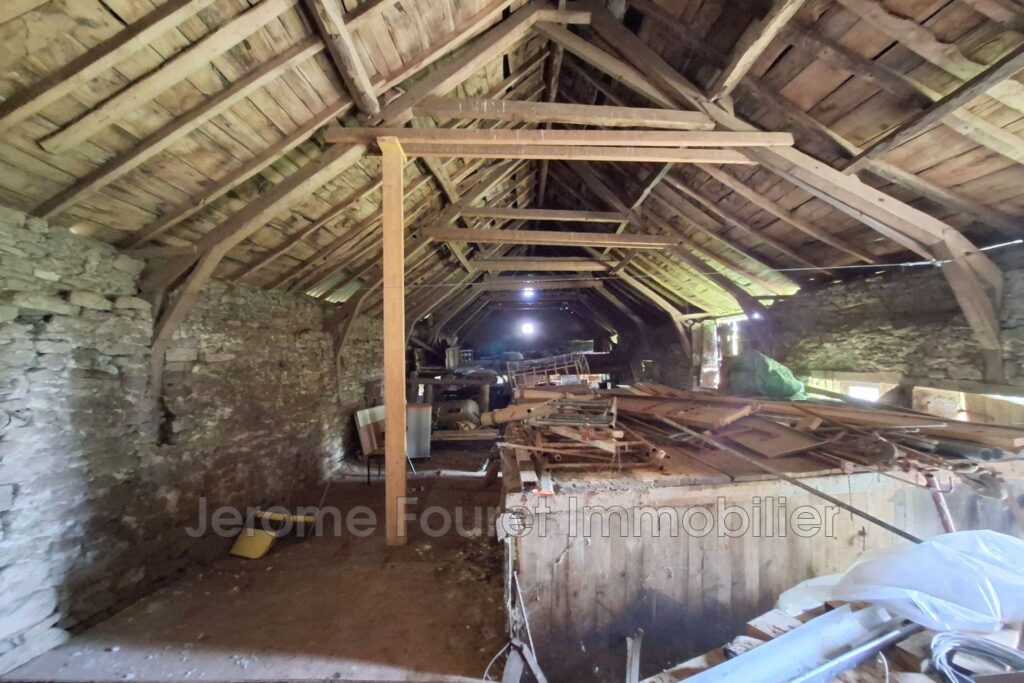 Maison en pierre – NR pièces – NR chambres – 140.00 m²