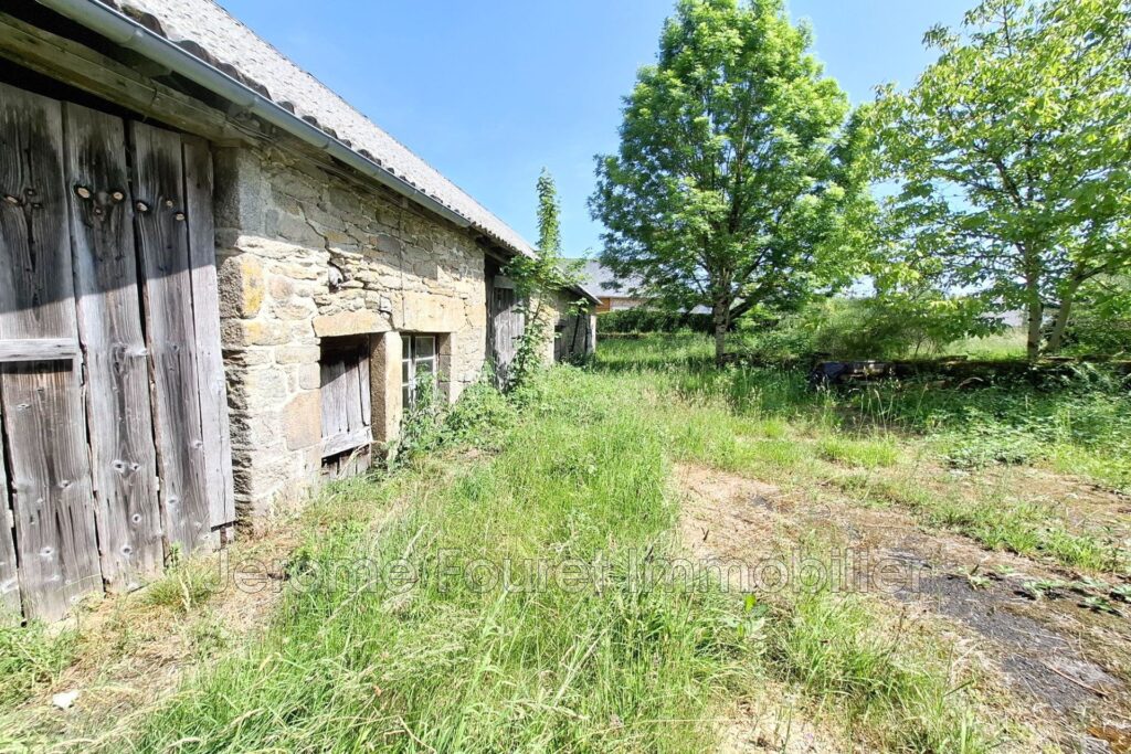 Maison en pierre – NR pièces – NR chambres – 140.00 m²