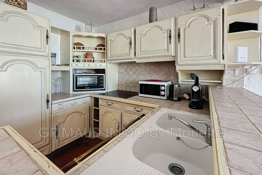 Appartement à vendre à Grimaud