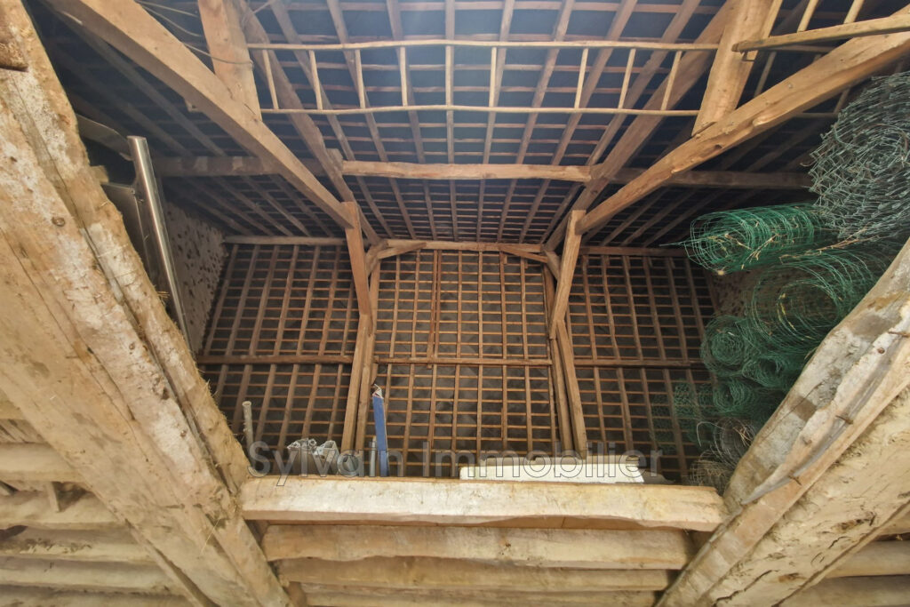 vente maison 6 Pièce(s) – 6 pièces – 4 chambres – 216.00 m²