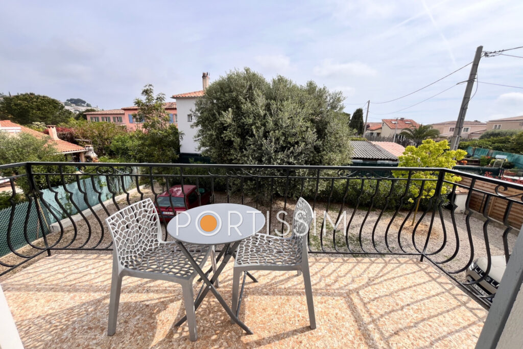 ALPES-MARITIMES (06) Cagnes-Sur-Mer /  Maison individuelle 2 a – 7 pièces – 4 chambres – 161.00 m²